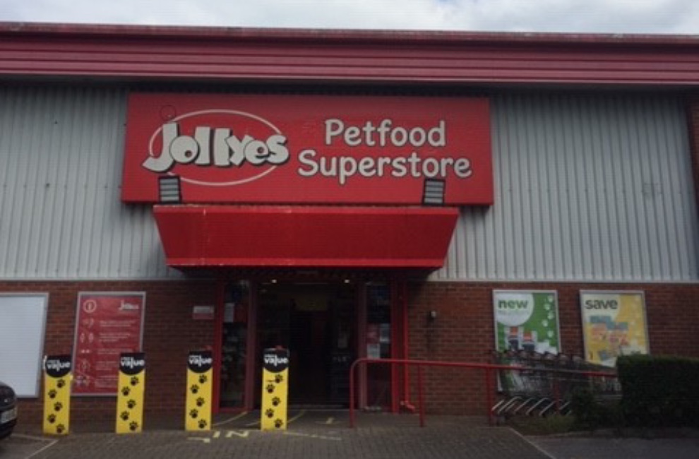 Jollyes petfood clearance superstore